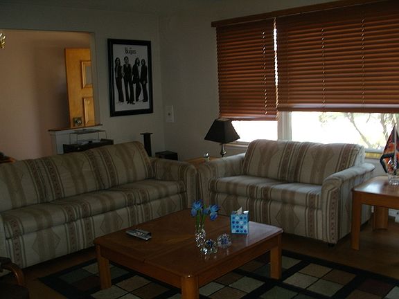 3rd image of 3955 Jarvis Ave