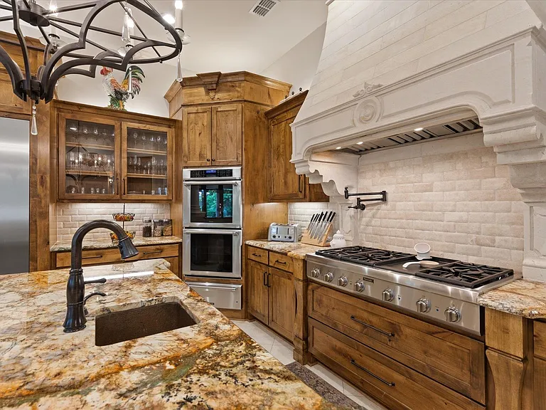 3705 Champions Ridge Ln — Photo 30