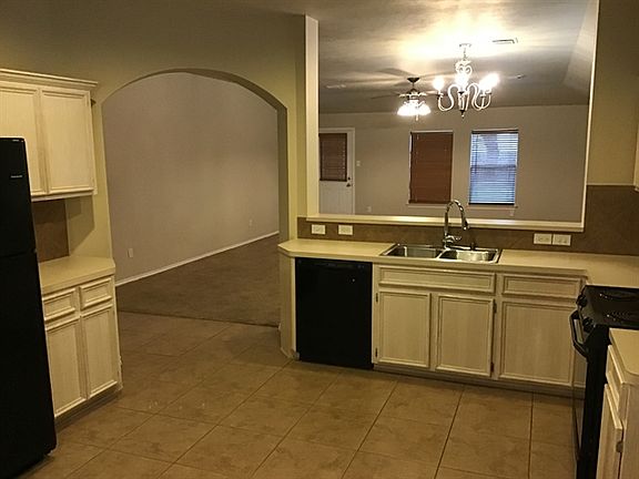 4th image of 22064 Knights Cove Dr
