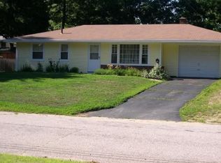 38 Donna Rd, Bellingham, MA 02019