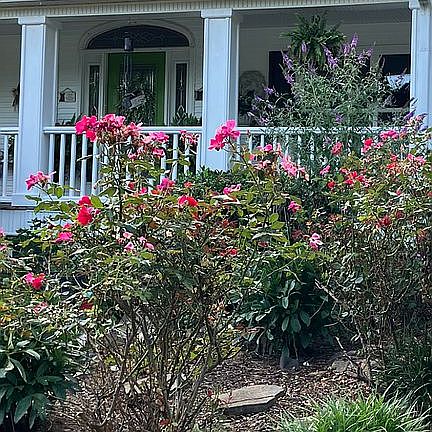 5th image of 890 Hiwassee St