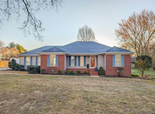 116 Landrum Dr, Martin, TN 38237
