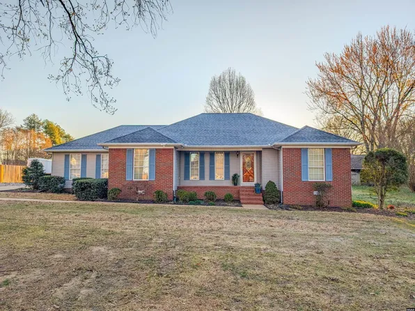 116 Landrum Dr, Martin, TN 38237