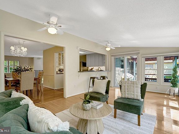 5th image of 4503 Lantern Pl