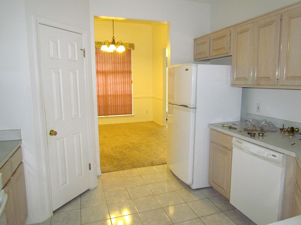 2nd image of 218 Galway Dr