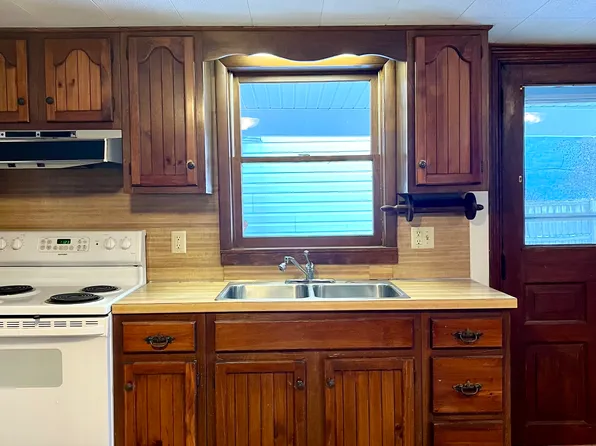 125 W Main Ave, Myerstown, PA 17067