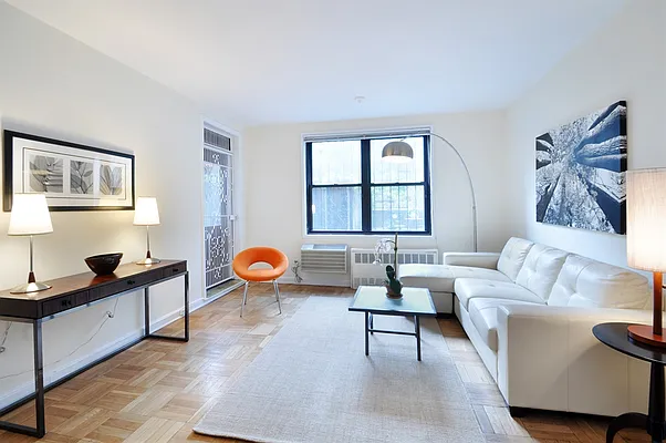 Sold by Corcoran | media 8