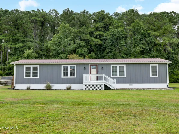 424 Old Church Road, Swansboro, NC 28584