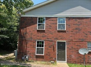 8061 Martha Ann Ln #D, Southaven, MS 38671