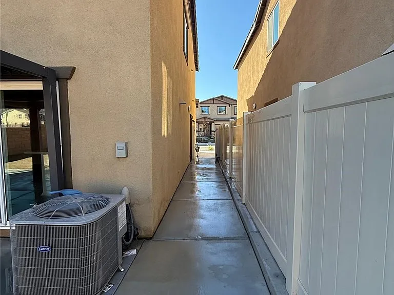 14180 Astra St — Photo 35