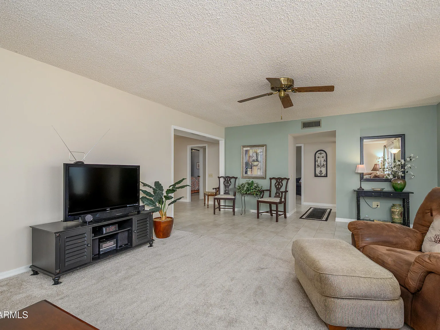 2 bed, 2.0 bath, 1899 sqft, $1,700 — Photo 4