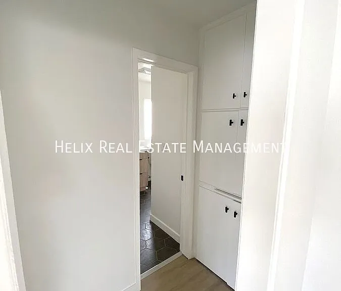1313 Huntington Dr #5 — Photo 10