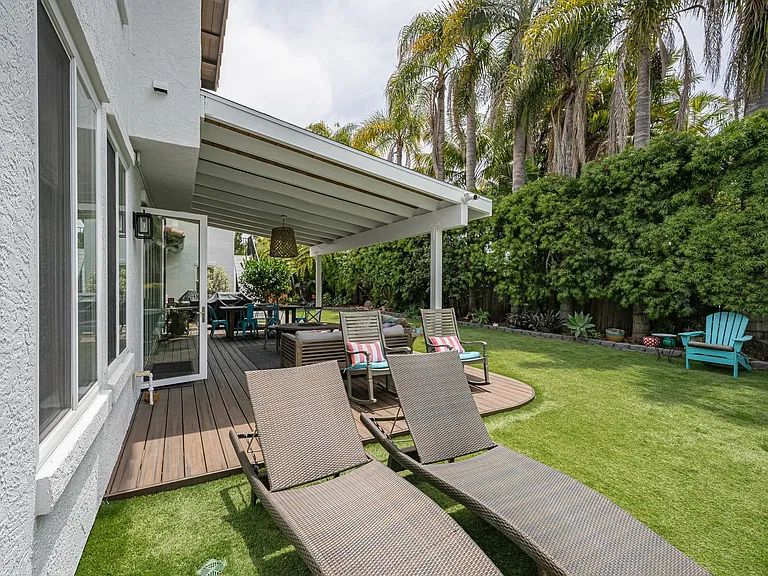 341 Calle De Adele — Photo 66