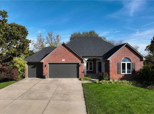 507 NW Timber Ridge Trl, Lees Summit, MO 64081