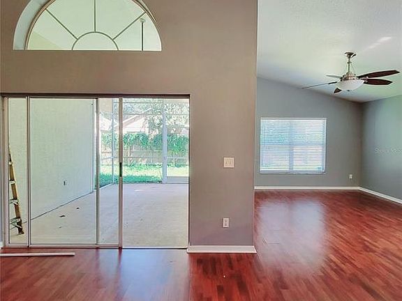 3rd image of 4130 Shadow Creek Cir