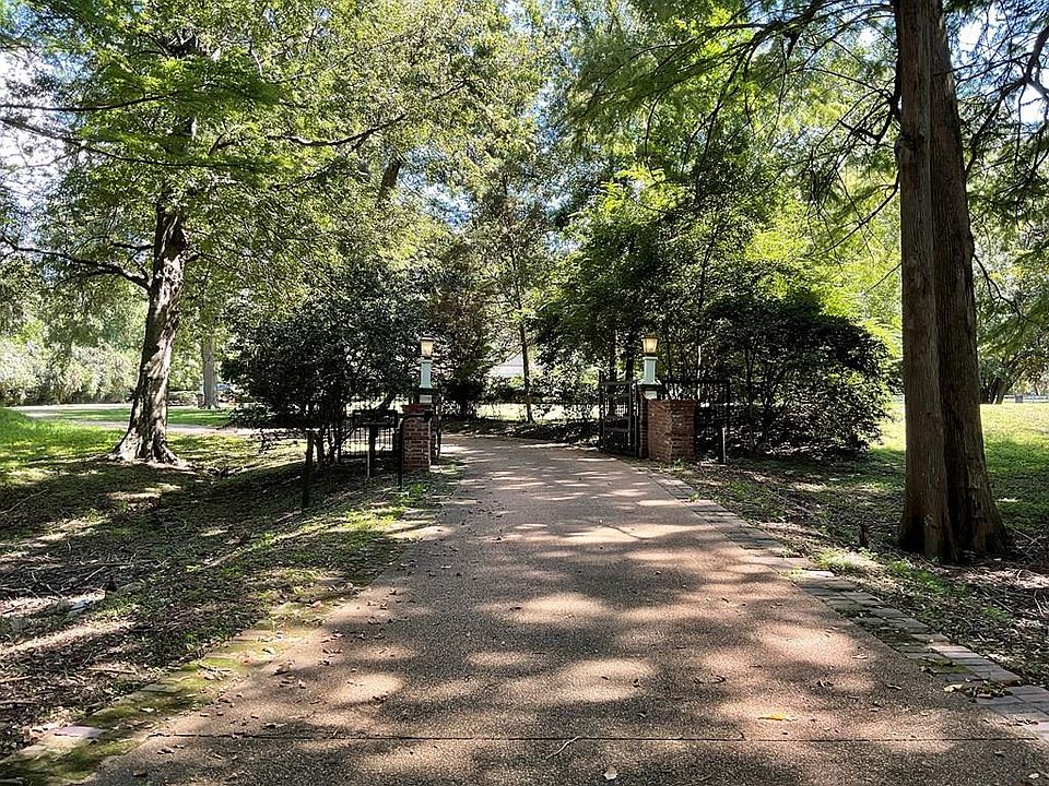 137 Bayou Rd, Greenville, MS 38701 MLS 89150 Zillow