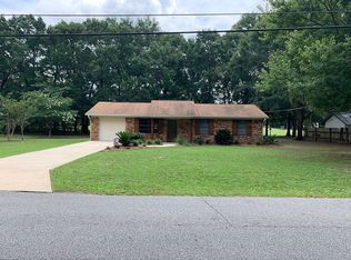 5832 Locust St, Milton, FL 32570