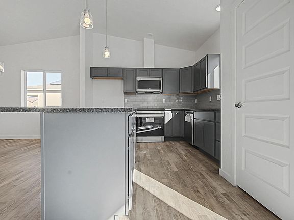 3rd image of 2135 Moon River Rd