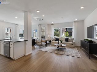 220 Waters Park Cir #101, San Mateo, CA 94403