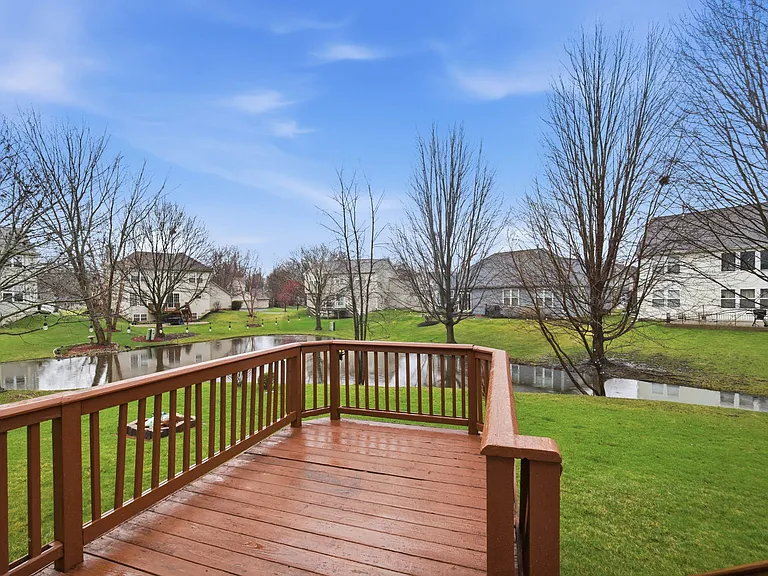 512 Normandy Ln — Photo 24