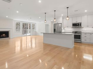 7 Willey Creek Rd #305, Exeter, NH 03833