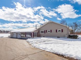 414 Vandenburgh Point Rd, Gloversville, NY 12078