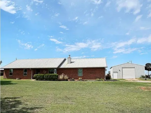 503 Moffat Rd NE, Piedmont, OK 73078