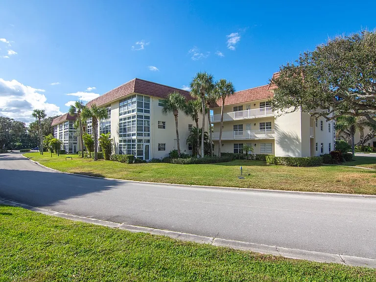 5400 Highway A1A #D4 — Photo 31