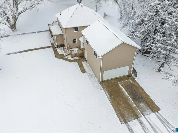 47453 293rd St, Beresford, SD 57004