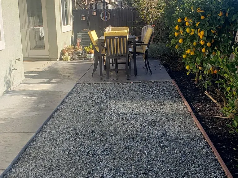 844 Pueblo St — Photo 11