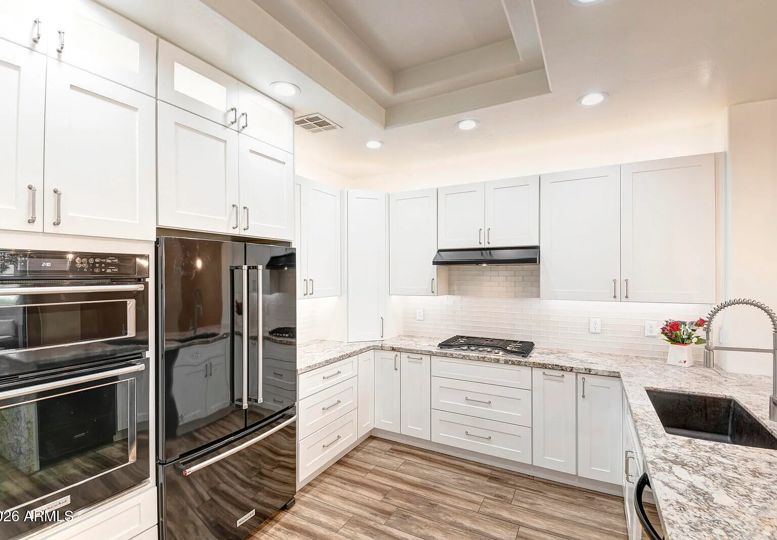 3 bed, 3.5 bath, 2488 sqft, $4,795 — Photo 3