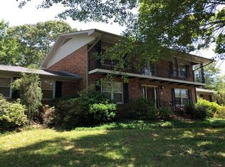 935 Pinecliff Dr, Oxford, AL 36203