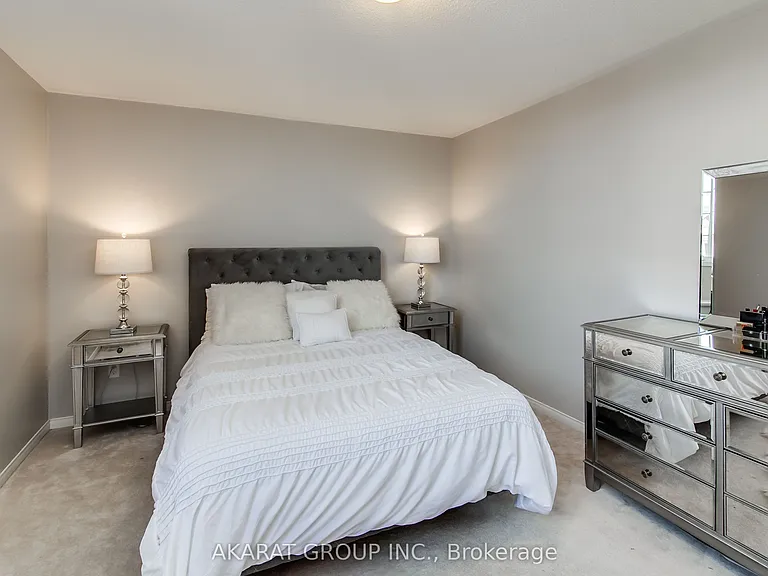 3320 Cline St — Photo 32