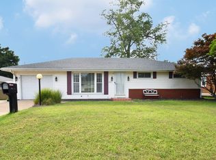 3913 N Sterling Ave, Peoria, IL 61615