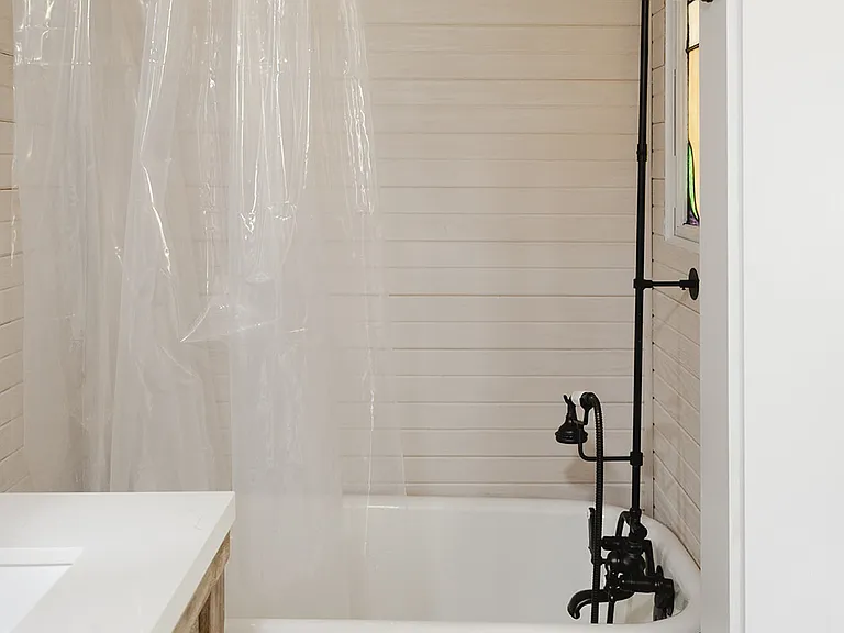 88 Woodlawn Cir #1 — Photo 30