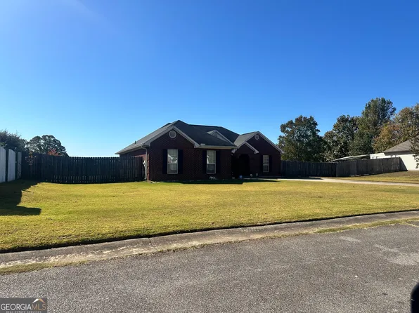 1108 Alderly Ln, Warner Robins, GA 31088