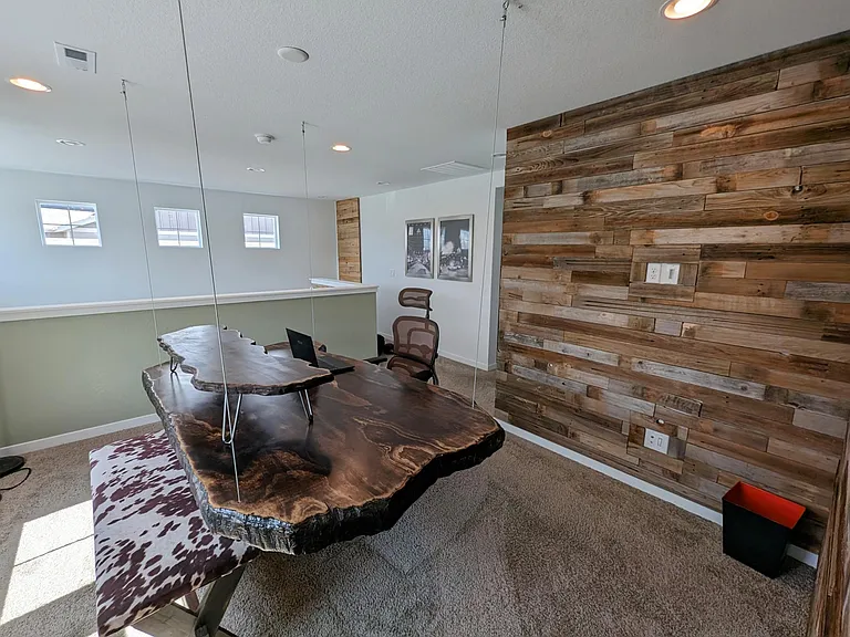 Upstairs loft with floating desk