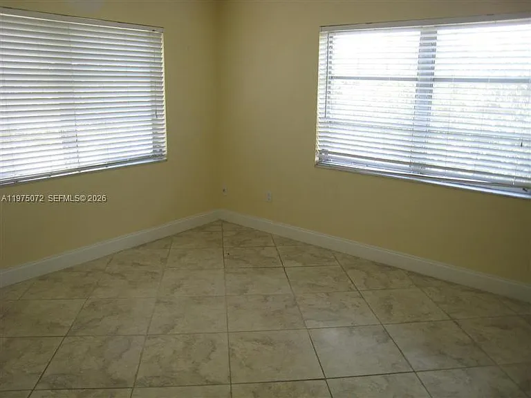 7722 Camino Real #E-301 — Photo 5