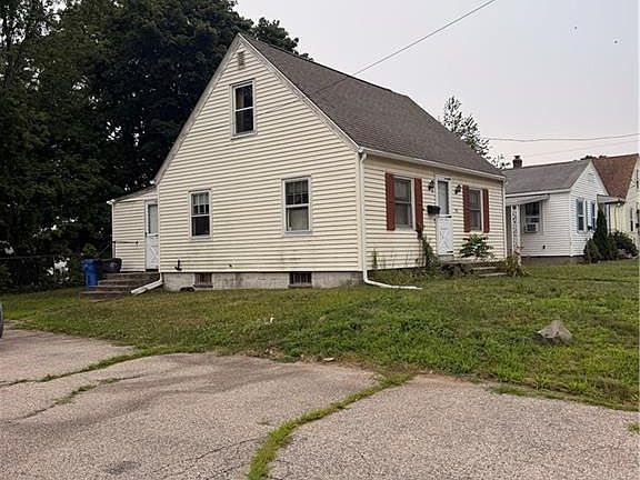 3rd image of 56 Caporal St