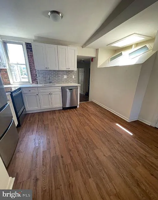 1 bed, 2124 sqft, $1,550 — Photo 4