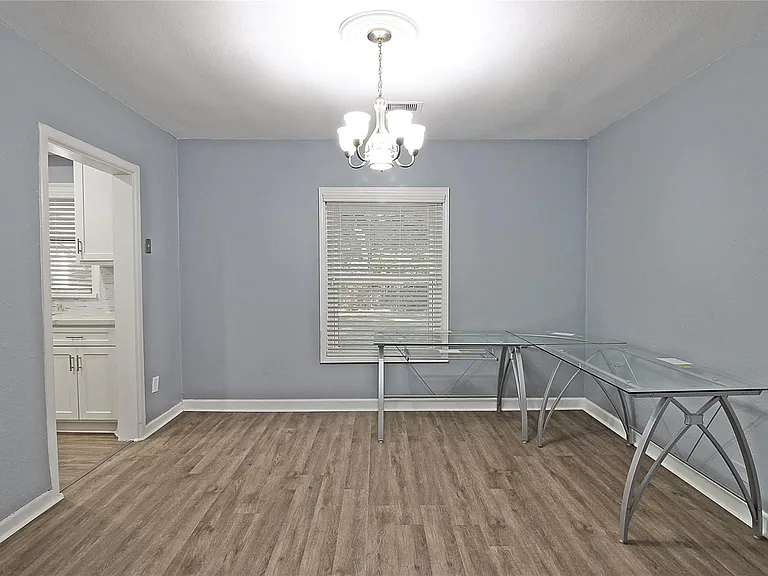 7509 Elm St — Photo 7