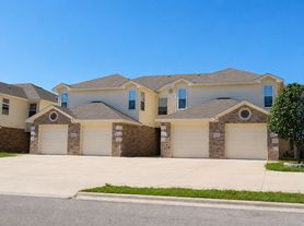 4006 Cambridge Dr, B
