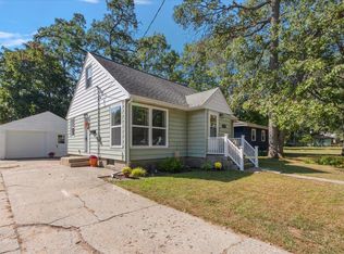 2525 Morton Ave, Muskegon, MI 49441