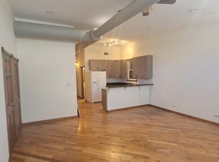 3635 N Ashland Ave #1, Chicago, IL 60613