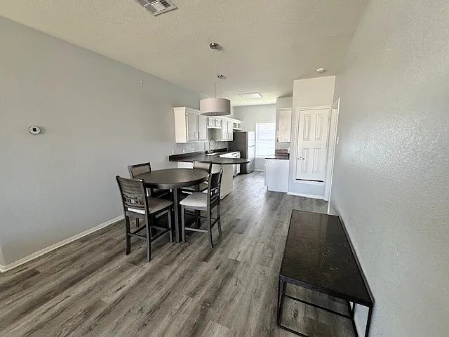 1500-1506 James Ave — Photo 12