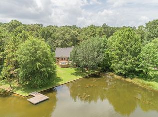 20 Fathom Cir, Hattiesburg, MS 39402