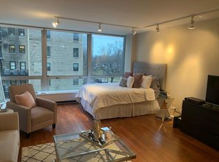 2400 N Lakeview Ave APT 401, Chicago, IL 60614