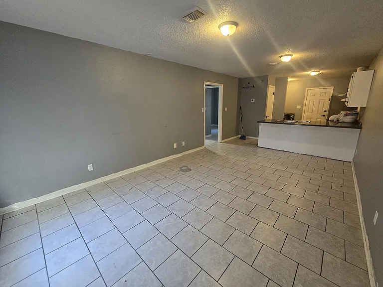 200 E Lakeview Ave #A — Photo 12