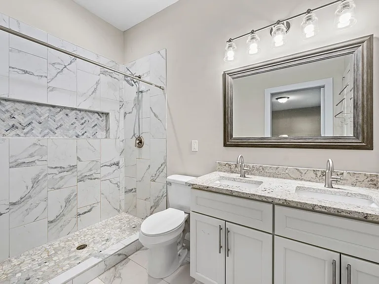318 Wake Pl — Photo 9