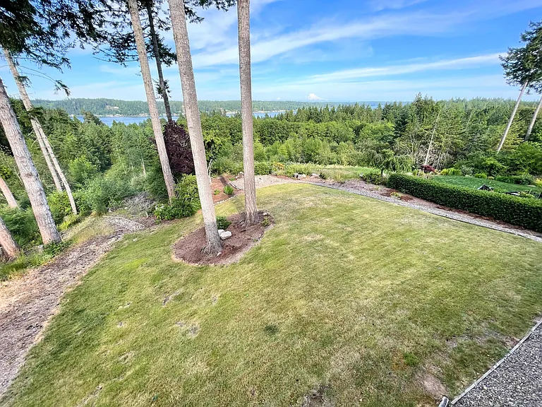 201 E Mountain View Dr — Photo 30